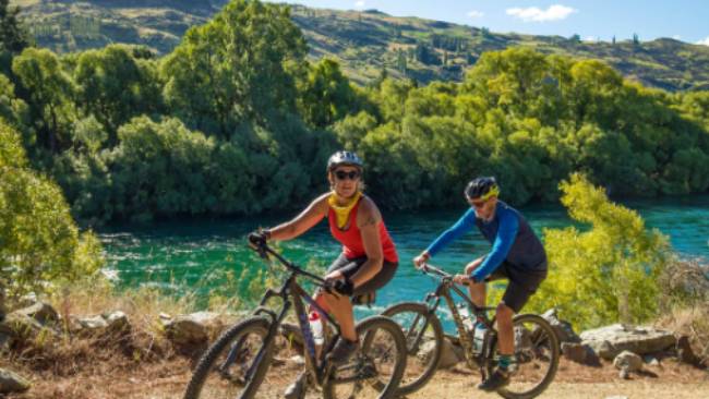 Cycling Clutha on a summer's day | Tourism Central Otago