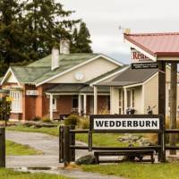 Wedderburn Cottages | Lachlan Gardiner