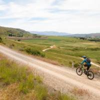 Cycling along the Otago Rail Trail | Mike Blewitt