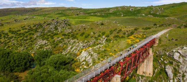 Cycle over the stunning Poolburn Viaduct | Lachlan Gardiner